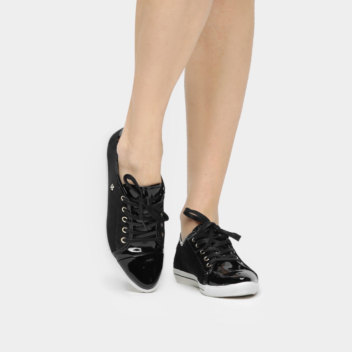 sapatenis feminino bico fino